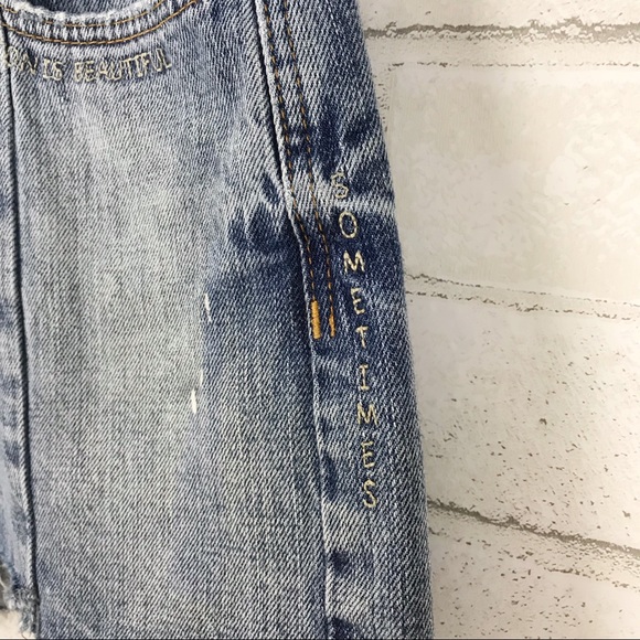 Zara Mid-Waist Destroyed Denim Shorts 2 - Picture 6 of 8